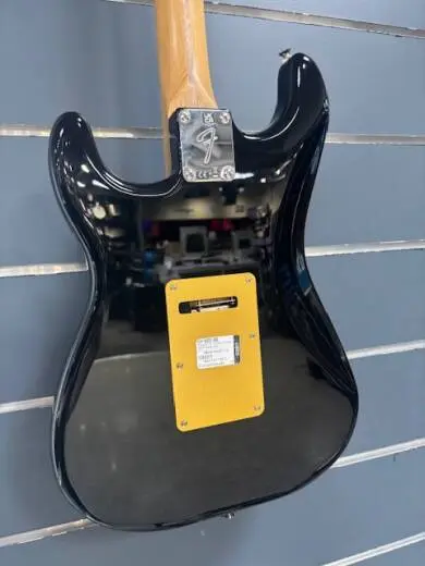 FENDER DE PLAYER STRAT RSTD MN BLACK 2